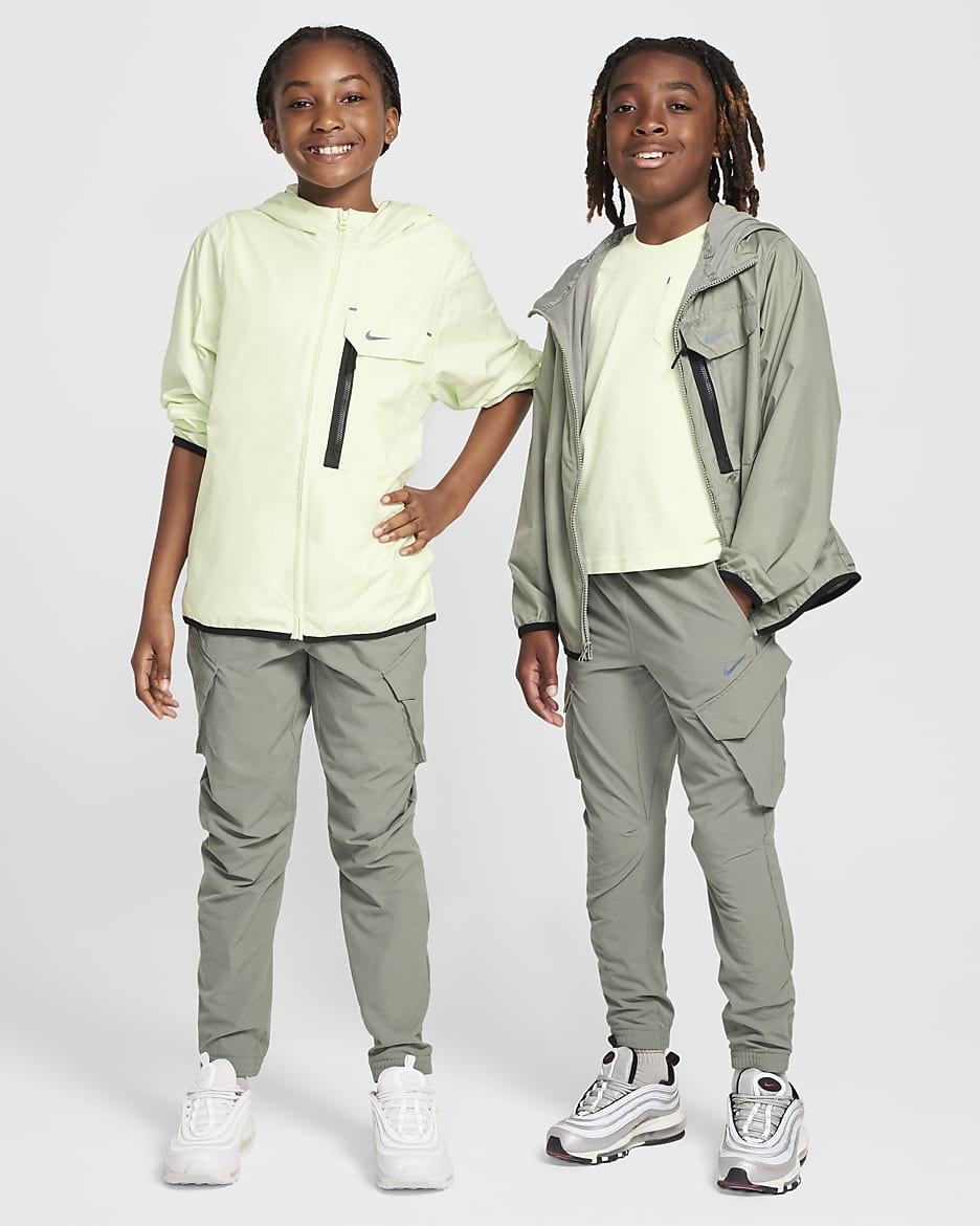 Nike Sportswear City Utility Older Kids Cargo Trousers. Nike ID